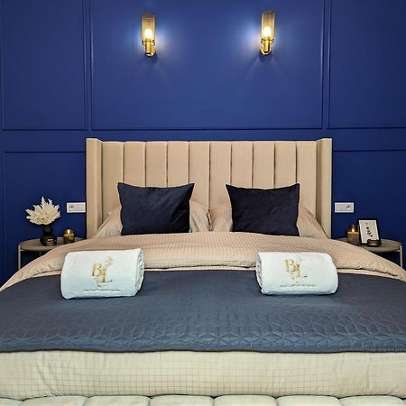 Bella Luna Luxury Suites - Chic Residence In Historic Square Varsovia Exterior foto