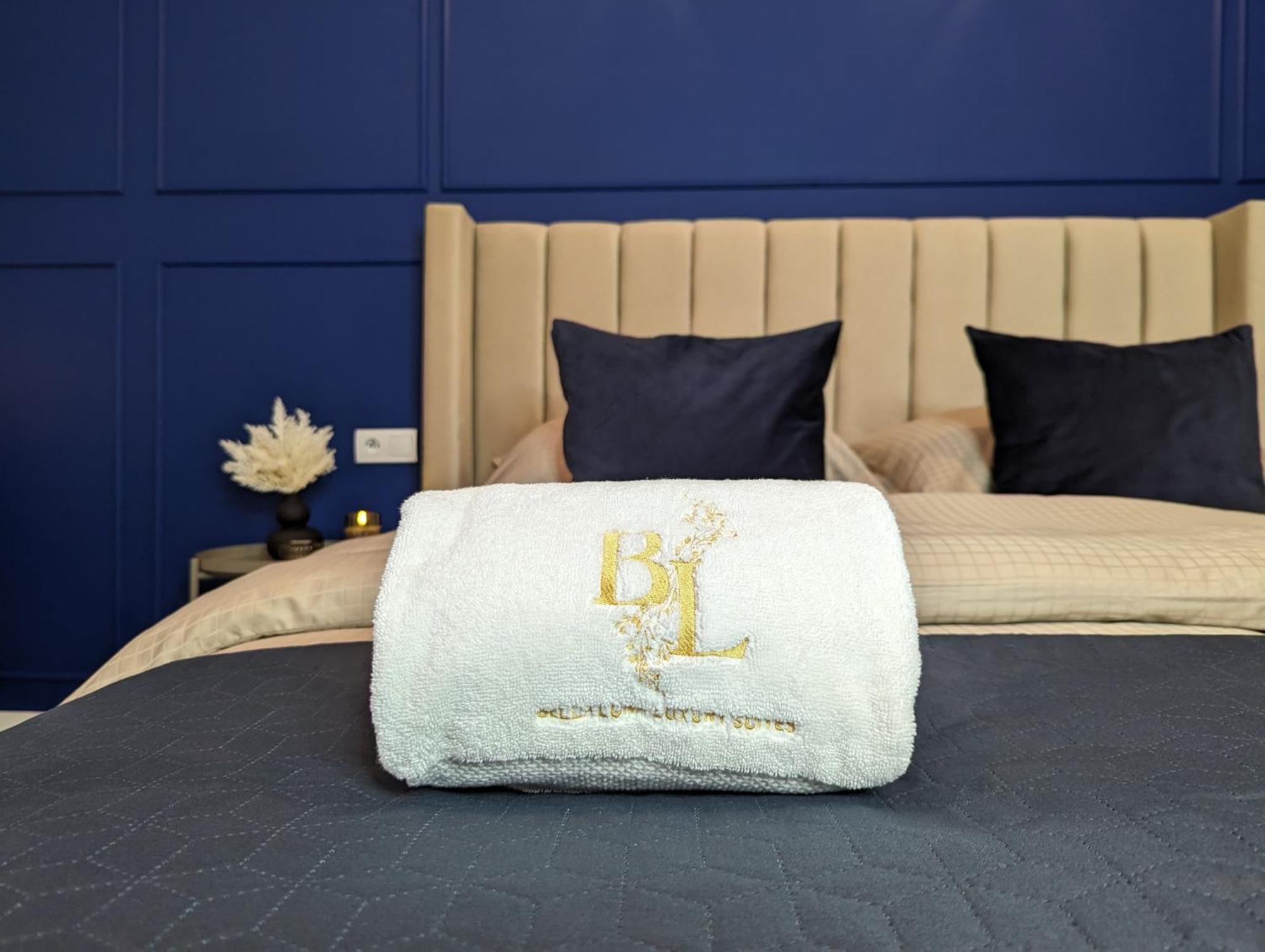 Bella Luna Luxury Suites - Chic Residence In Historic Square Varsovia Exterior foto